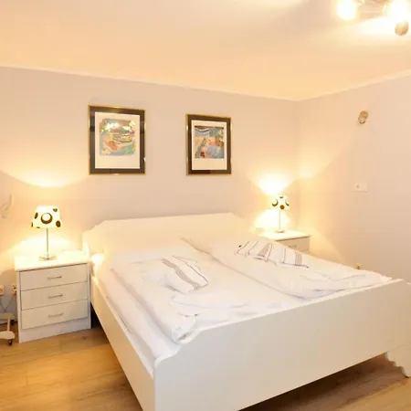 Lejlighed Kjeirstr. 5a, Eg/ug, App. Kuestenperle